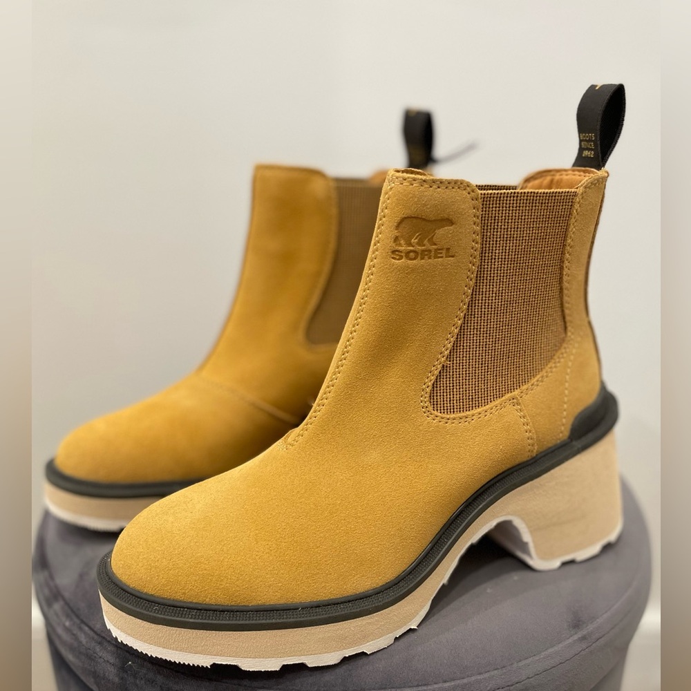 NWT SOREL Highline Waterproof Chelsea Boot, Size 7